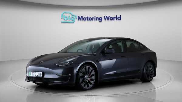 Used Tesla Model 3 2020 for sale - 76214199: Photo 4