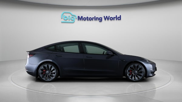 Used Tesla Model 3 2020 for sale - 76214199: Photo 9