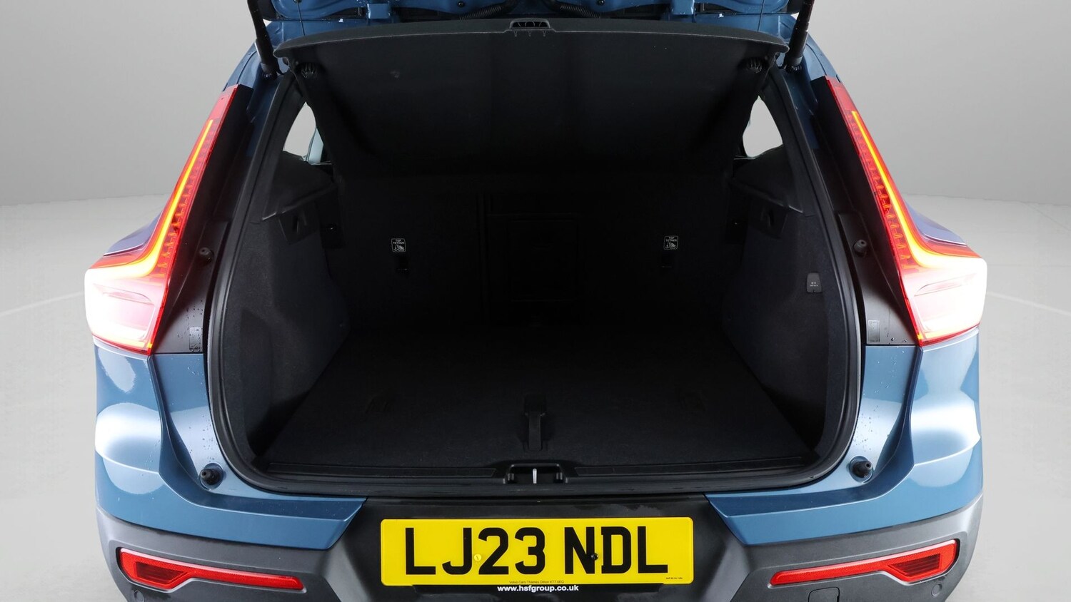 Used Volvo XC40 2023 for sale - 77592620: Photo 17