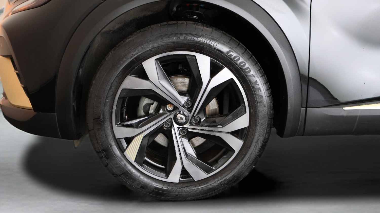 Used Renault Captur 2023 for sale - 76432939: Photo 19