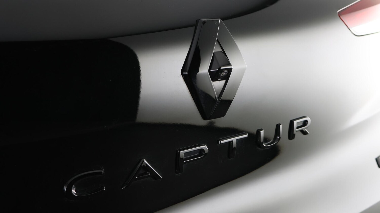 Used Renault Captur 2023 for sale - 76432939: Photo 21