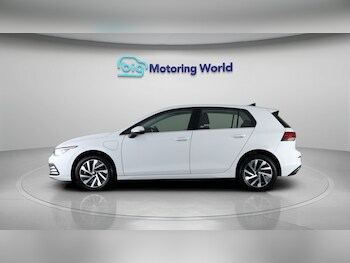 Used Volkswagen Golf 2023 for sale - 77984576: Photo