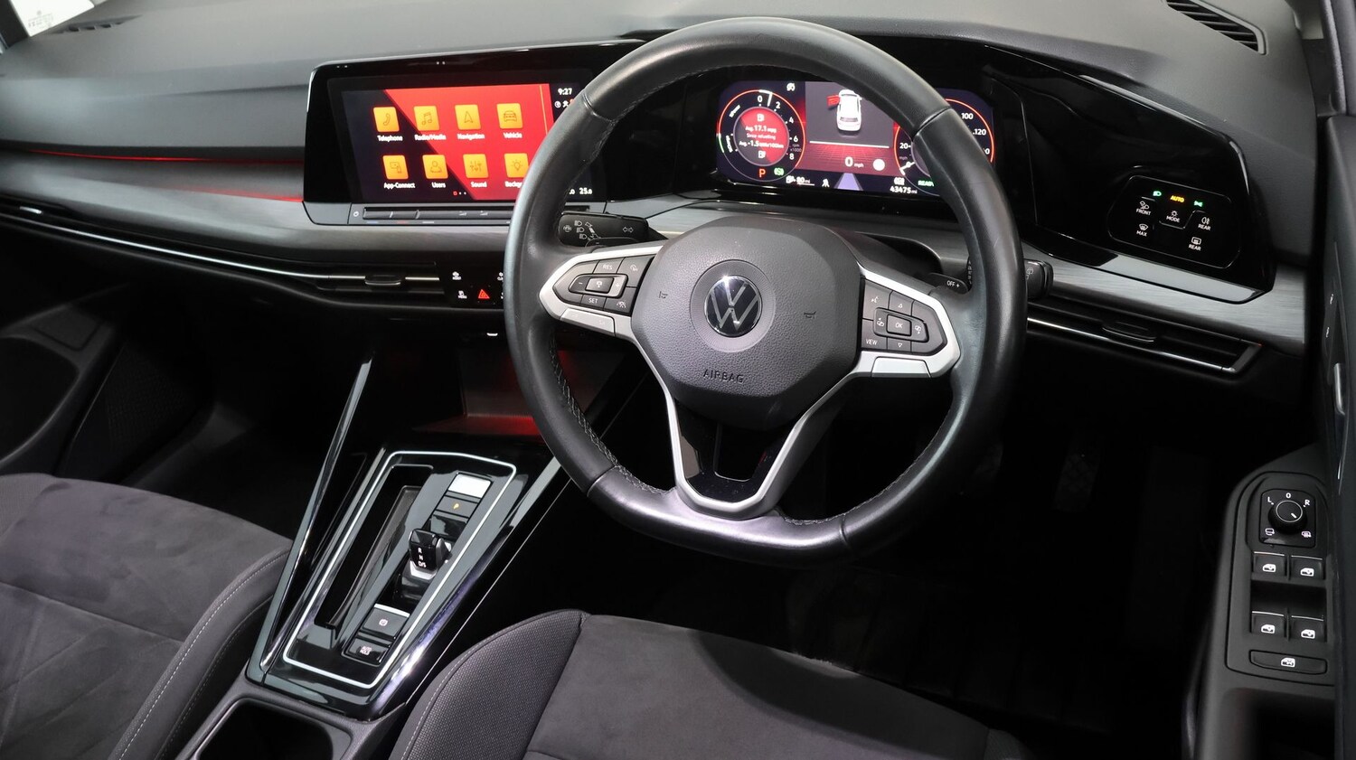 Used Volkswagen Golf 2023 for sale - 77984576: Photo 9