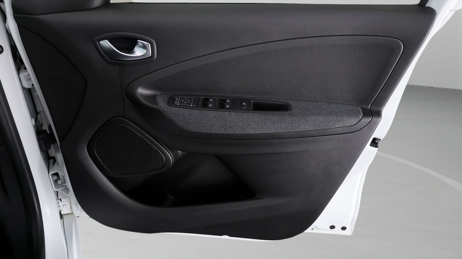 Used Renault Zoe for sale - 77181865: Photo 15