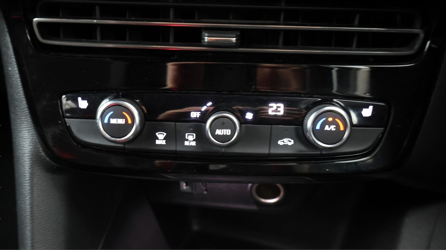 Used Vauxhall Mokka 2023 for sale - 77976954: Photo 12