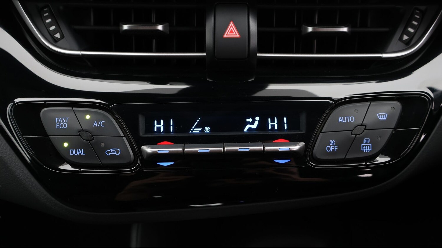 Used Toyota C-HR for sale - 77182230: Photo 12