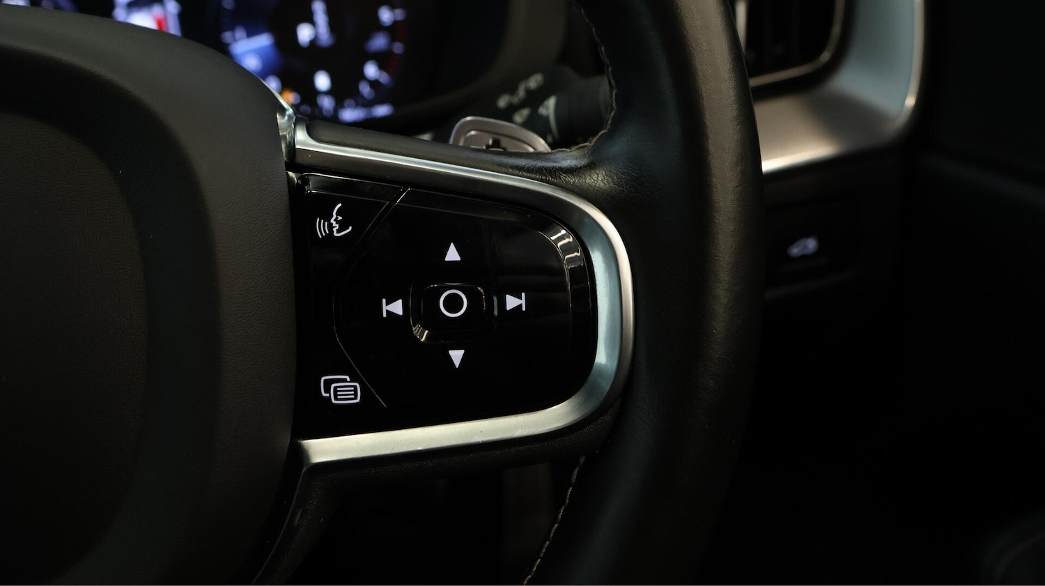 Used Volvo XC60 2020 for sale - 76715456: Photo 25