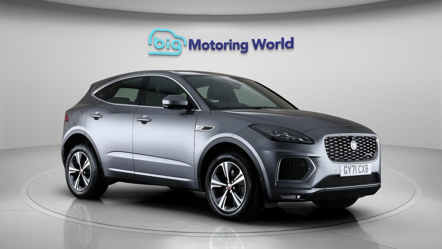 Used Jaguar E-Pace 2021 for sale - 76109058: Photo 2