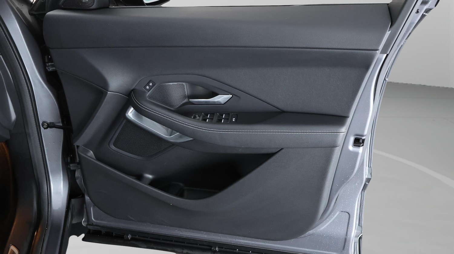 Used Jaguar E-Pace 2021 for sale - 76109058: Photo 22