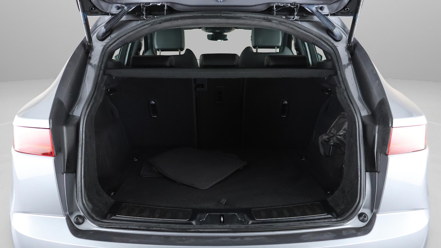 Used Jaguar E-Pace 2021 for sale - 76109058: Photo 26