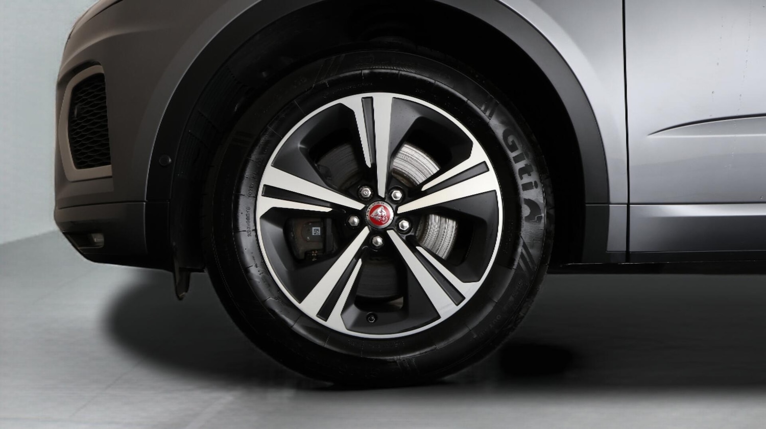 Used Jaguar E-Pace 2021 for sale - 76109058: Photo 28