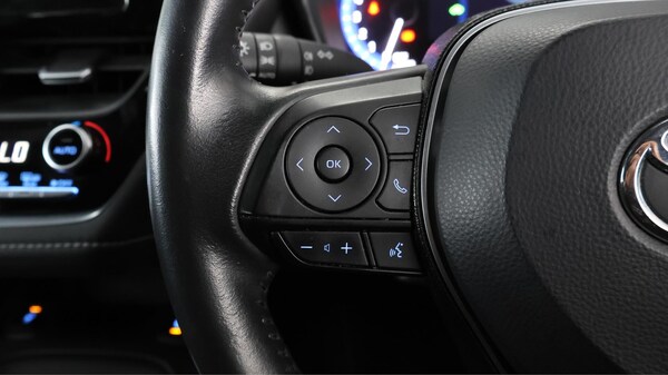 Used Toyota Corolla 2021 for sale - 76306970: Photo 24