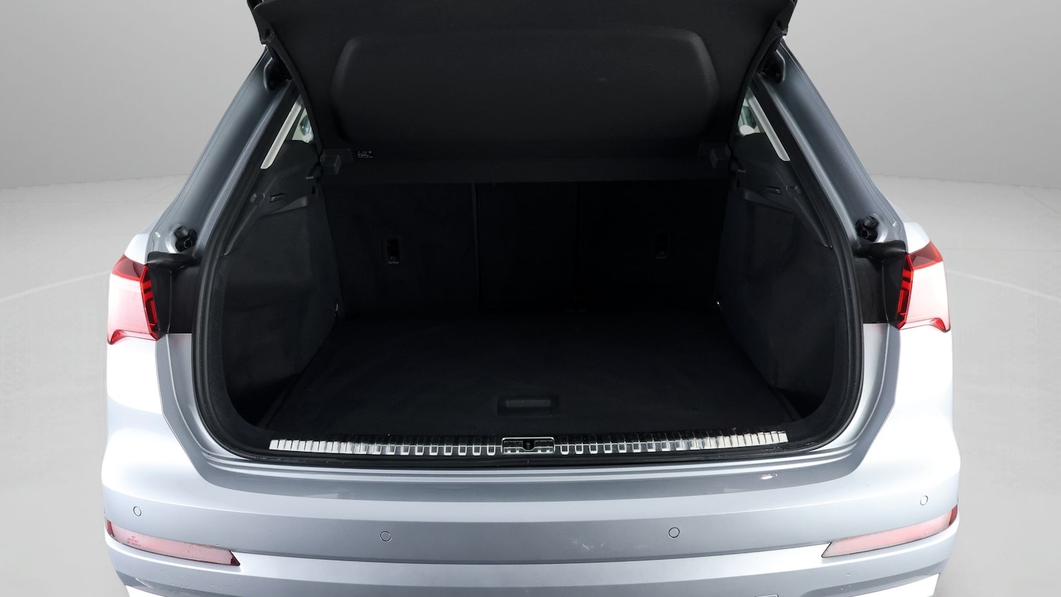 Used Audi Q3 2020 for sale - 77403435: Photo 17