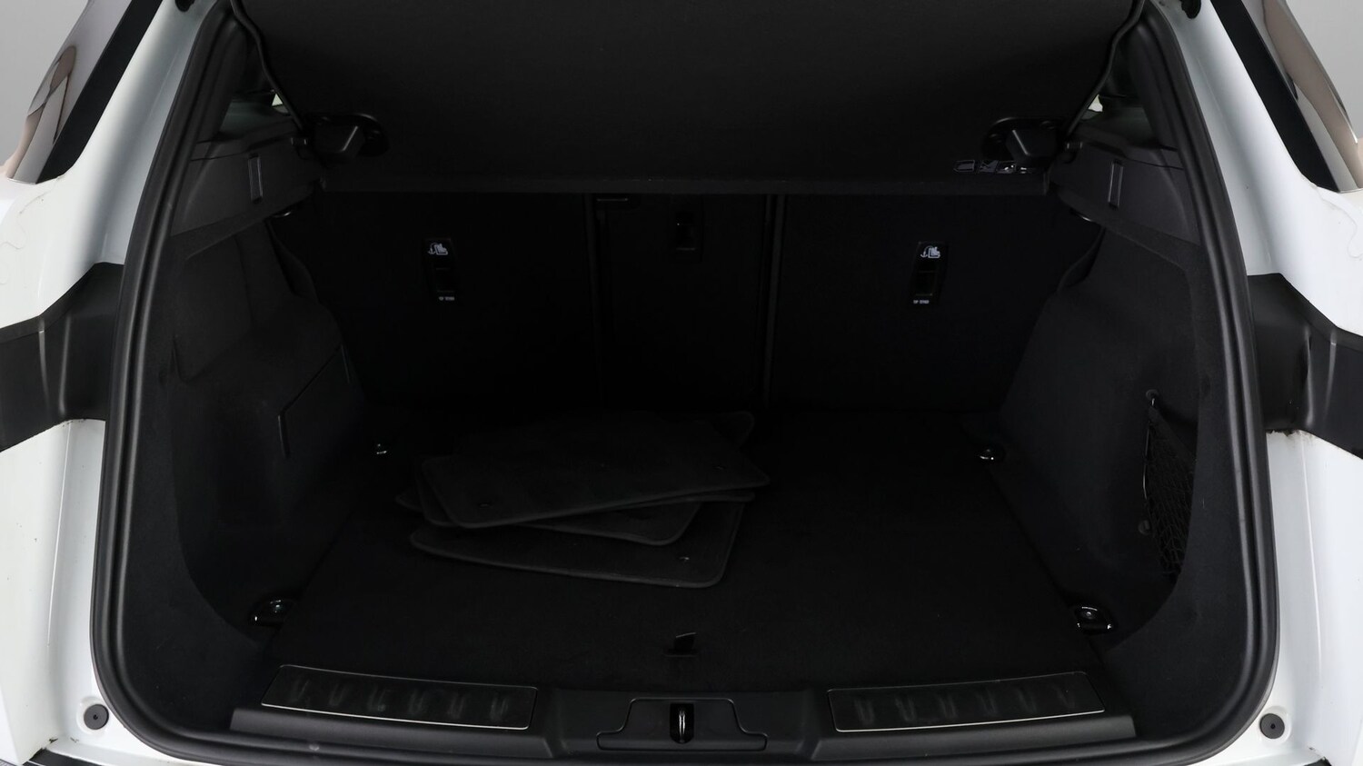 Used Land Rover Range Rover Evoque 2023 for sale - 77907740: Photo 16