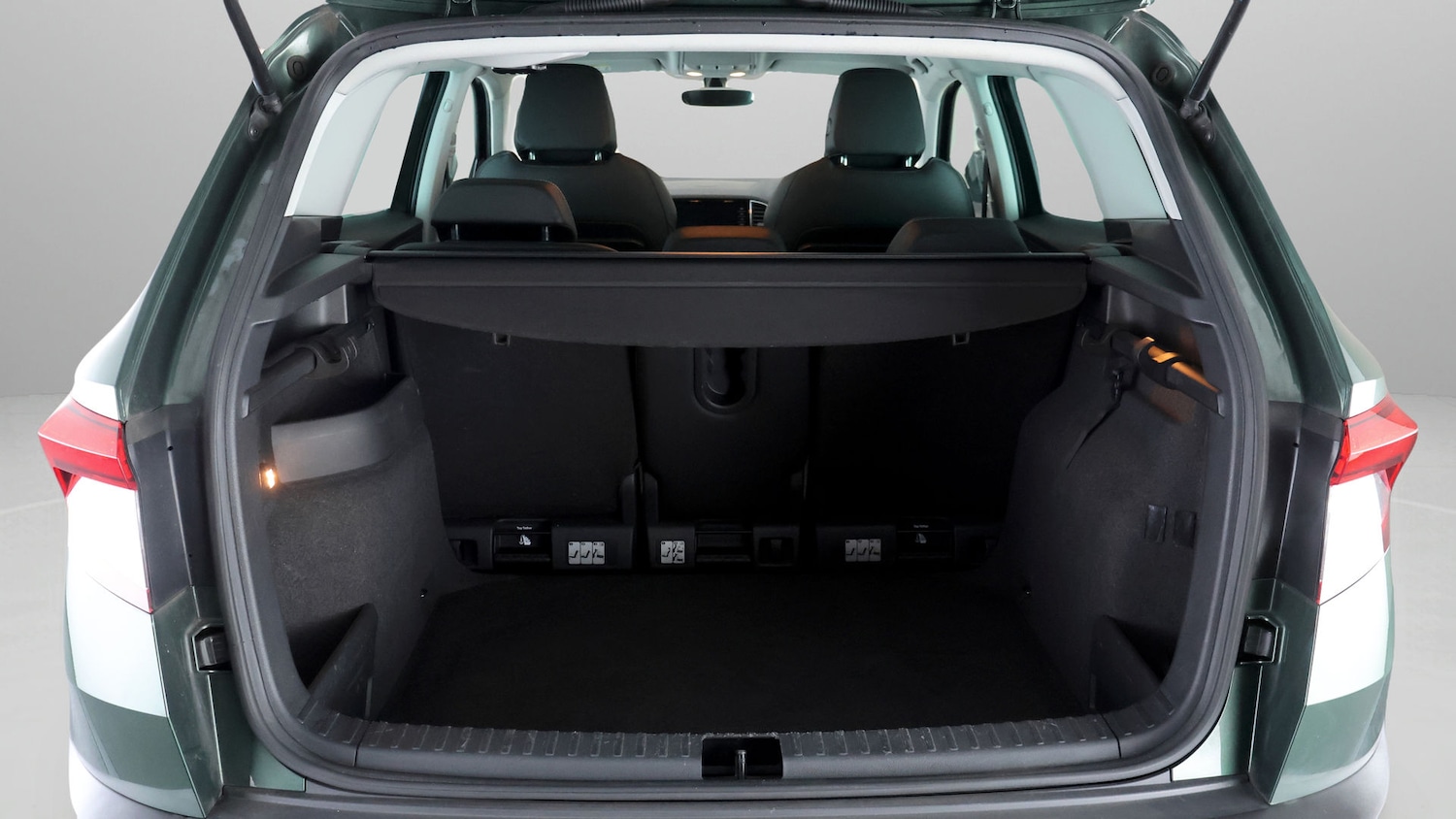 Used Skoda Karoq 2018 for sale - 77208633: Photo 16