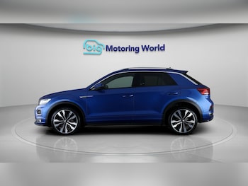 Used Volkswagen T-Roc 2021 for sale - 78290106: Photo