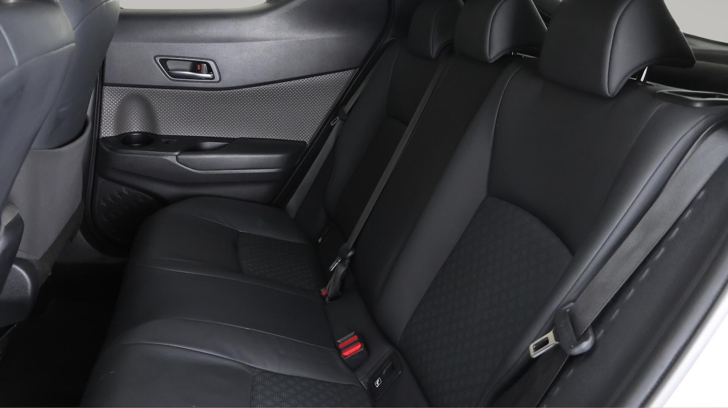 Used Toyota C-HR 2022 for sale - 76659284: Photo 16