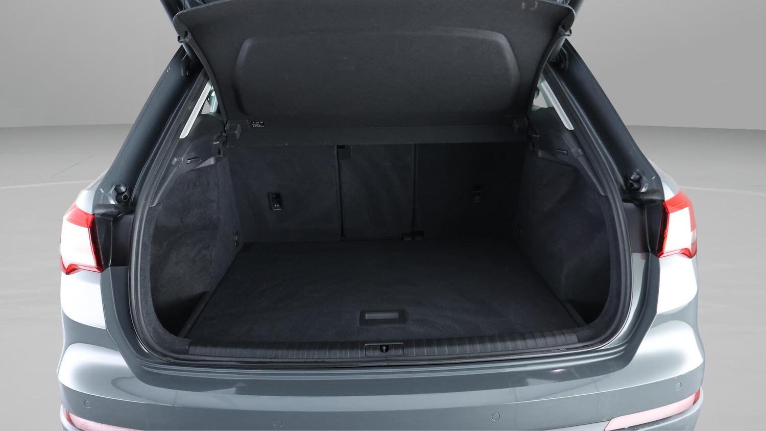 Used Audi Q3 2021 for sale - 76752496: Photo 18