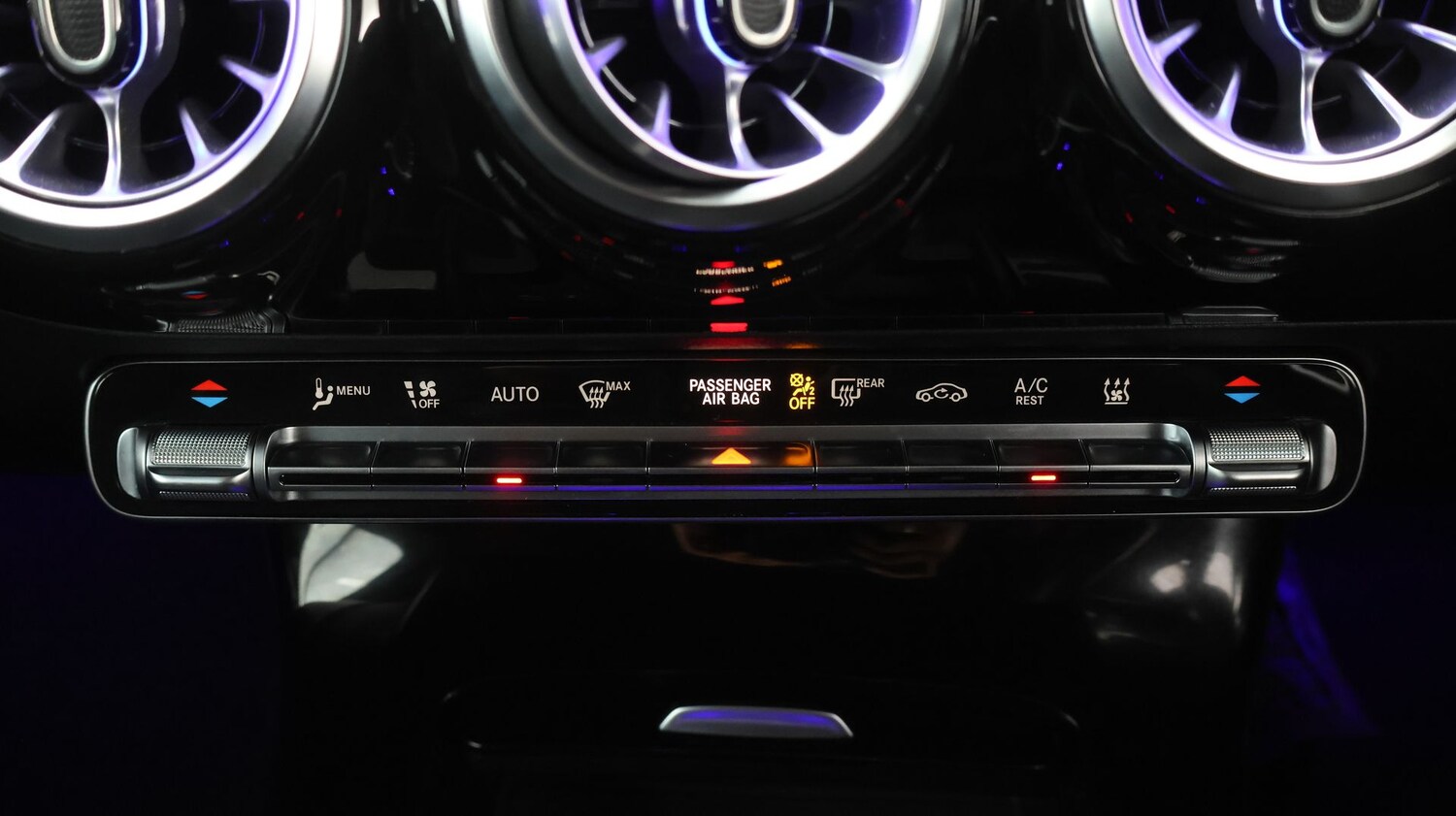 Used Mercedes-Benz CLA 2022 for sale - 77508880: Photo 12