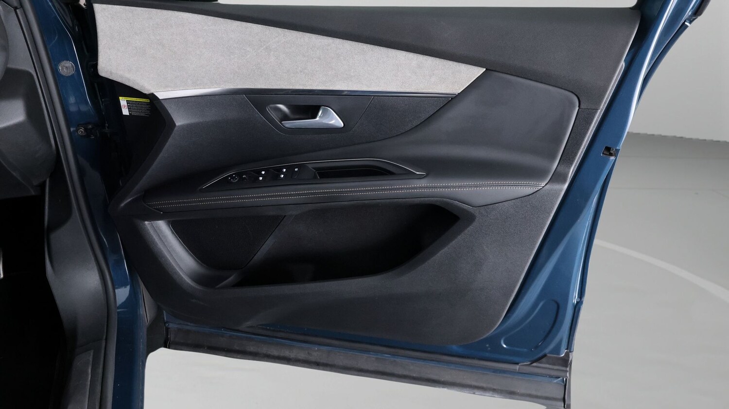 Used Peugeot 5008 2021 for sale - 77984987: Photo 15