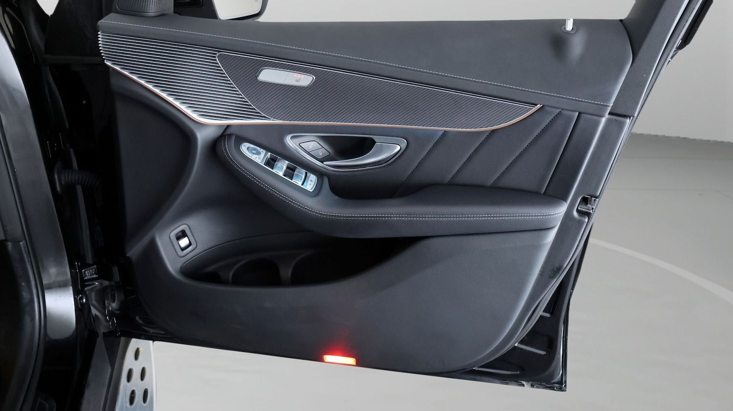 Used Mercedes-Benz EQC 2021 for sale - 77439633: Photo 15