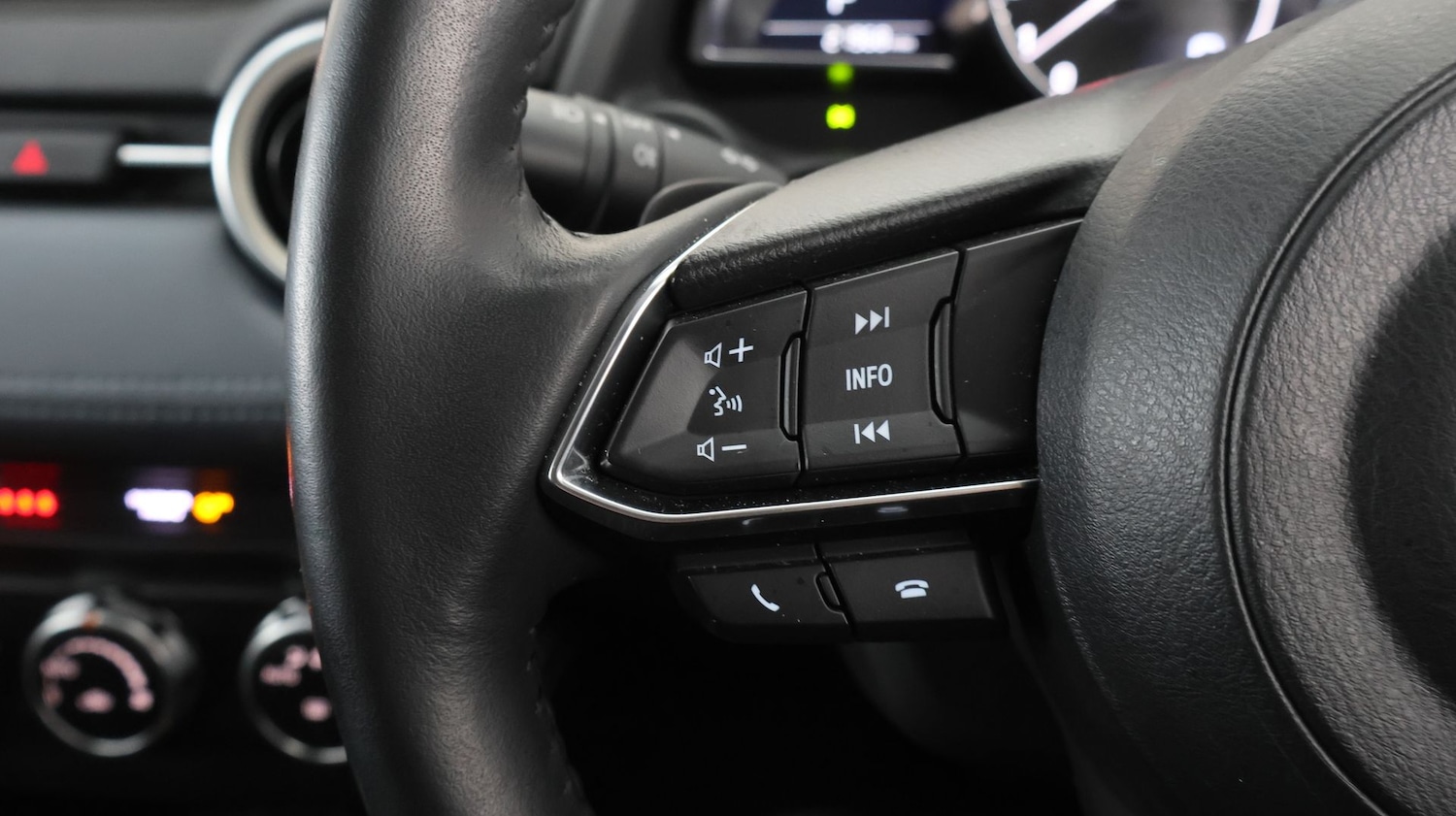 Used Mazda Mazda2 2023 for sale - 77746115: Photo 20