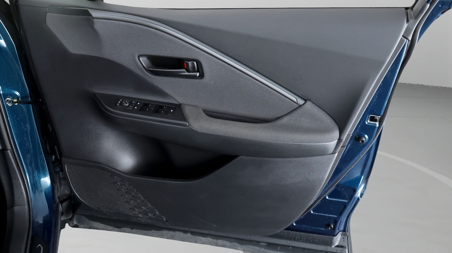 Used Toyota C-HR 2024 for sale - 77935925: Photo 14