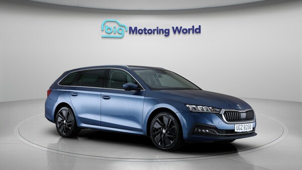 Used Skoda Octavia 2021 for sale - 76239609: Photo 2