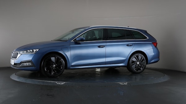 Used Skoda Octavia 2021 for sale - 76239609: Photo 41