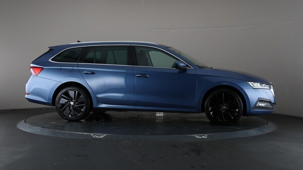 Used Skoda Octavia 2021 for sale - 76239609: Photo 60