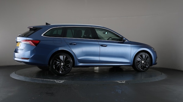 Used Skoda Octavia 2021 for sale - 76239609: Photo 64