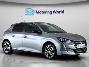 Peugeot - 208