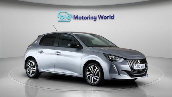 Used Peugeot 208 2023 for sale - 76251116: Photo 2
