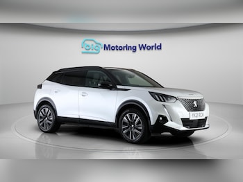 Peugeot - E-2008