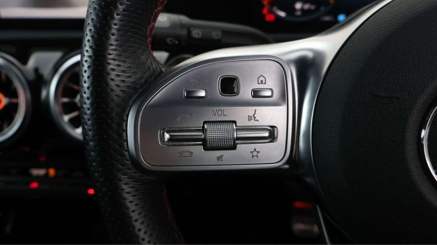 Used Mercedes-Benz A-Class 2019 for sale - 77953765: Photo 20