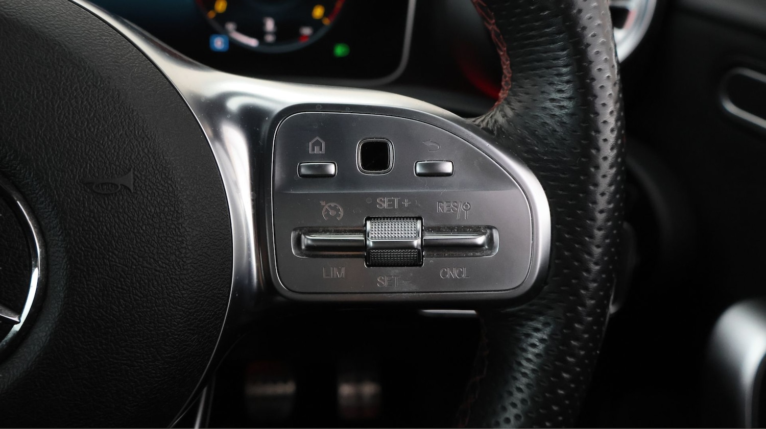 Used Mercedes-Benz A-Class 2019 for sale - 77953765: Photo 23