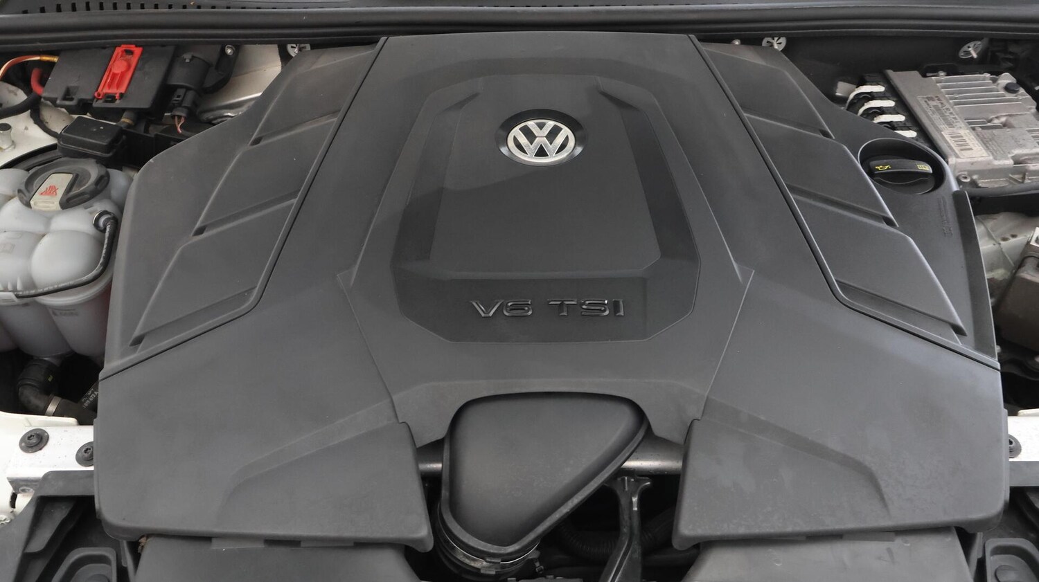 Used Volkswagen Touareg 2019 for sale - 76381300: Photo 19