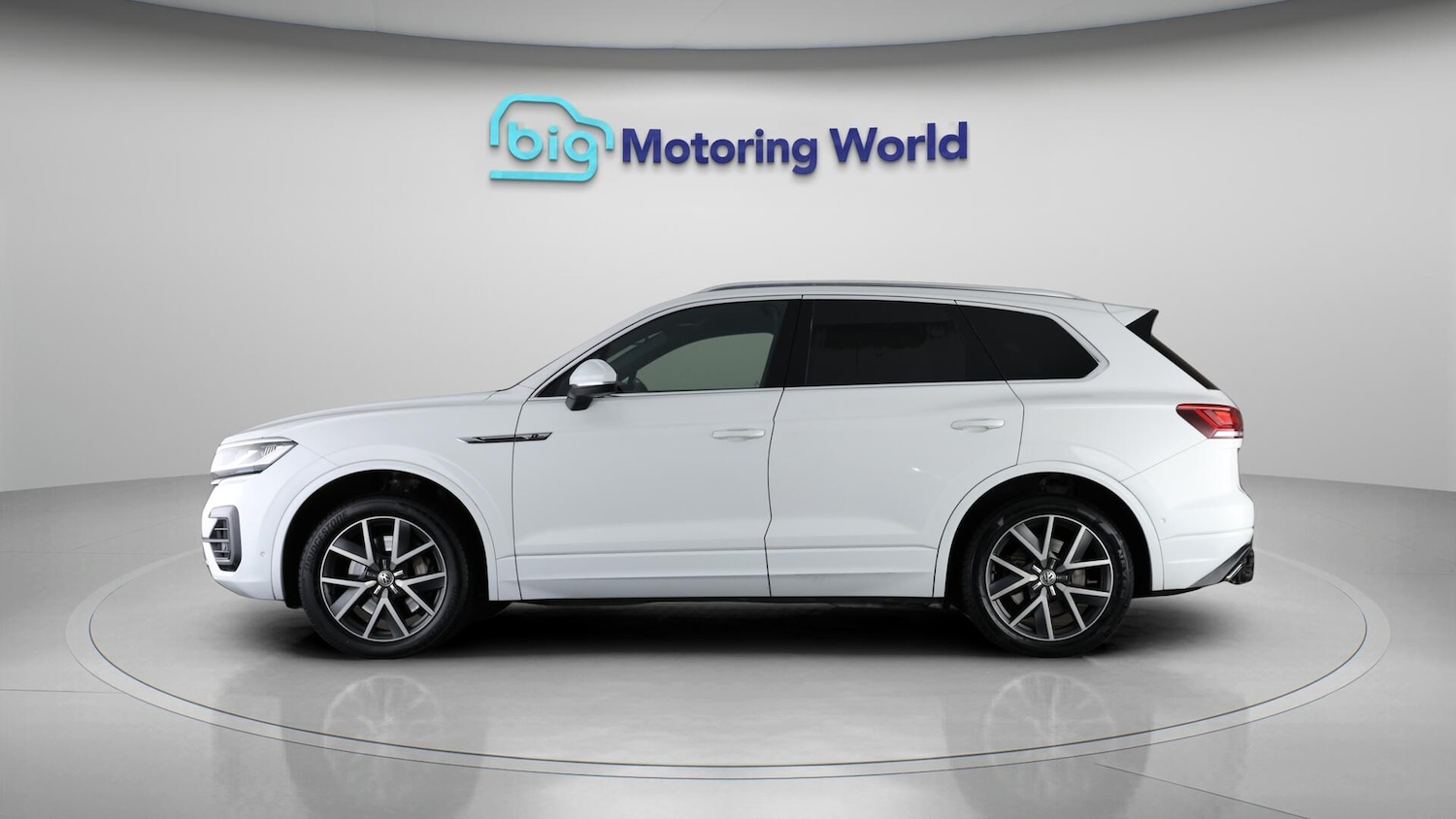 Used Volkswagen Touareg 2019 for sale - 76381300: Photo 4
