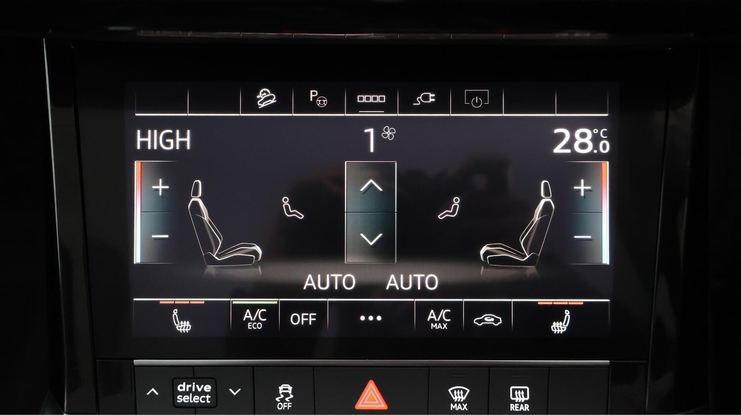 Used Audi e-tron 2021 for sale - 76472469: Photo 13