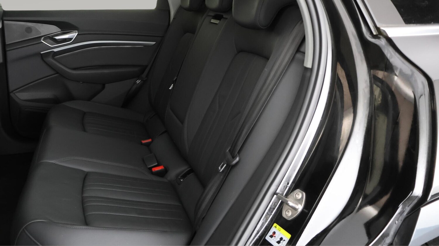 Used Audi e-tron 2021 for sale - 76472469: Photo 17