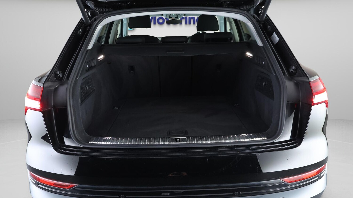 Used Audi e-tron 2021 for sale - 76472469: Photo 18