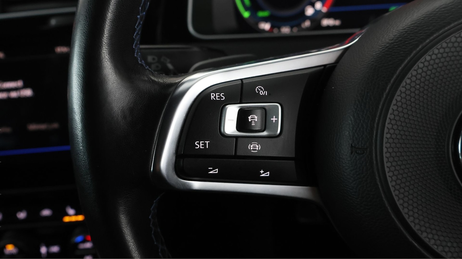 Used Volkswagen Golf 2020 for sale - 78123844: Photo 24