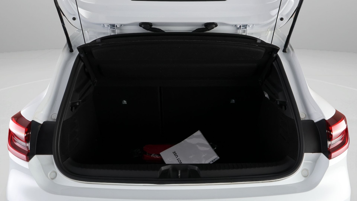 Used Renault Clio 2023 for sale - 77461916: Photo 16