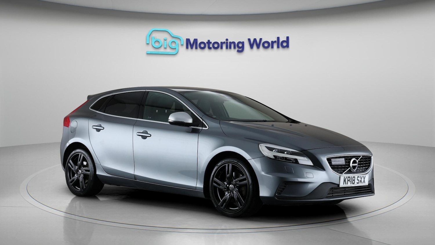 Used Volvo V40 2018 for sale - 76123026: Photo 1