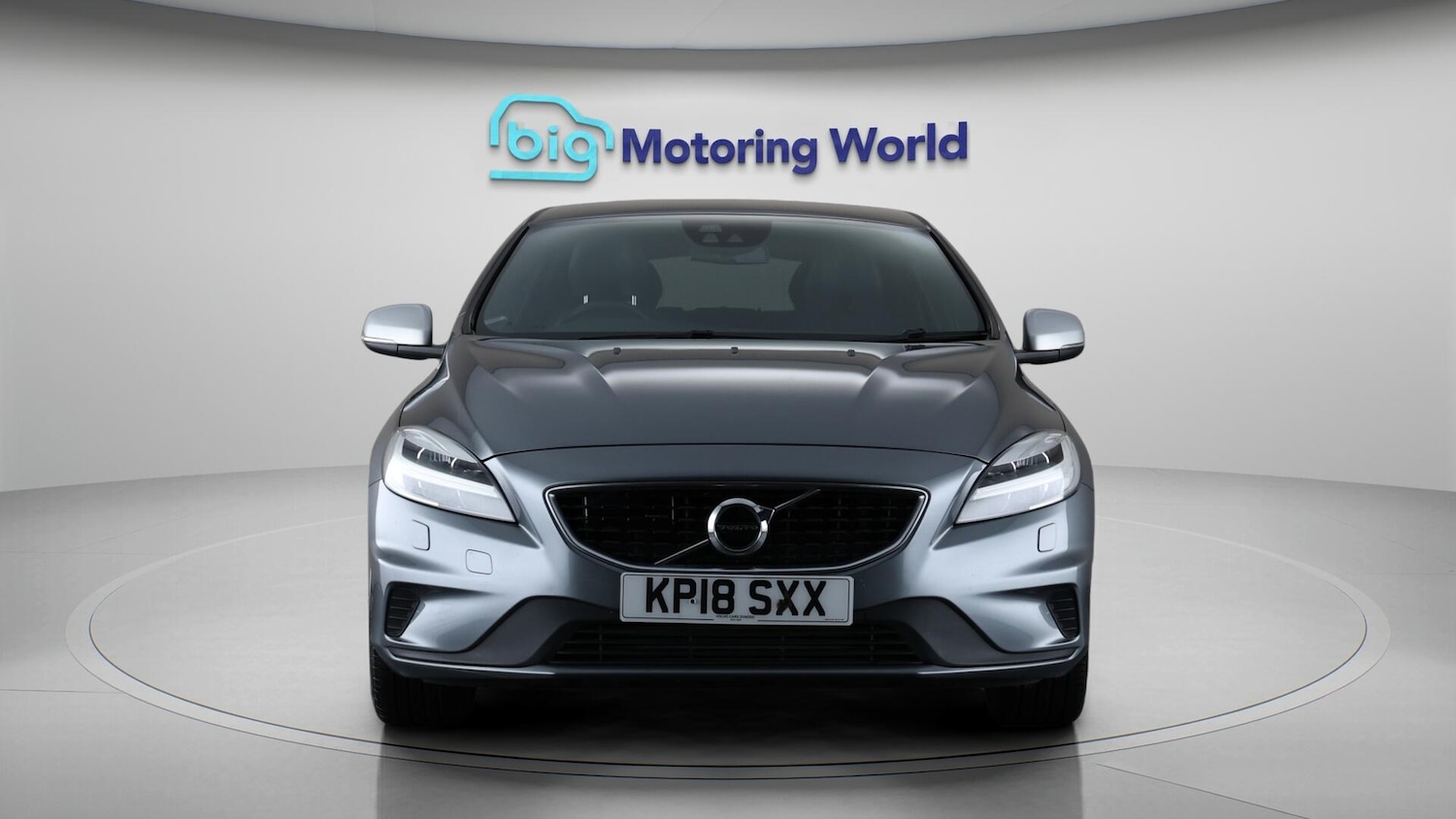 Used Volvo V40 2018 for sale - 76123026: Photo 2