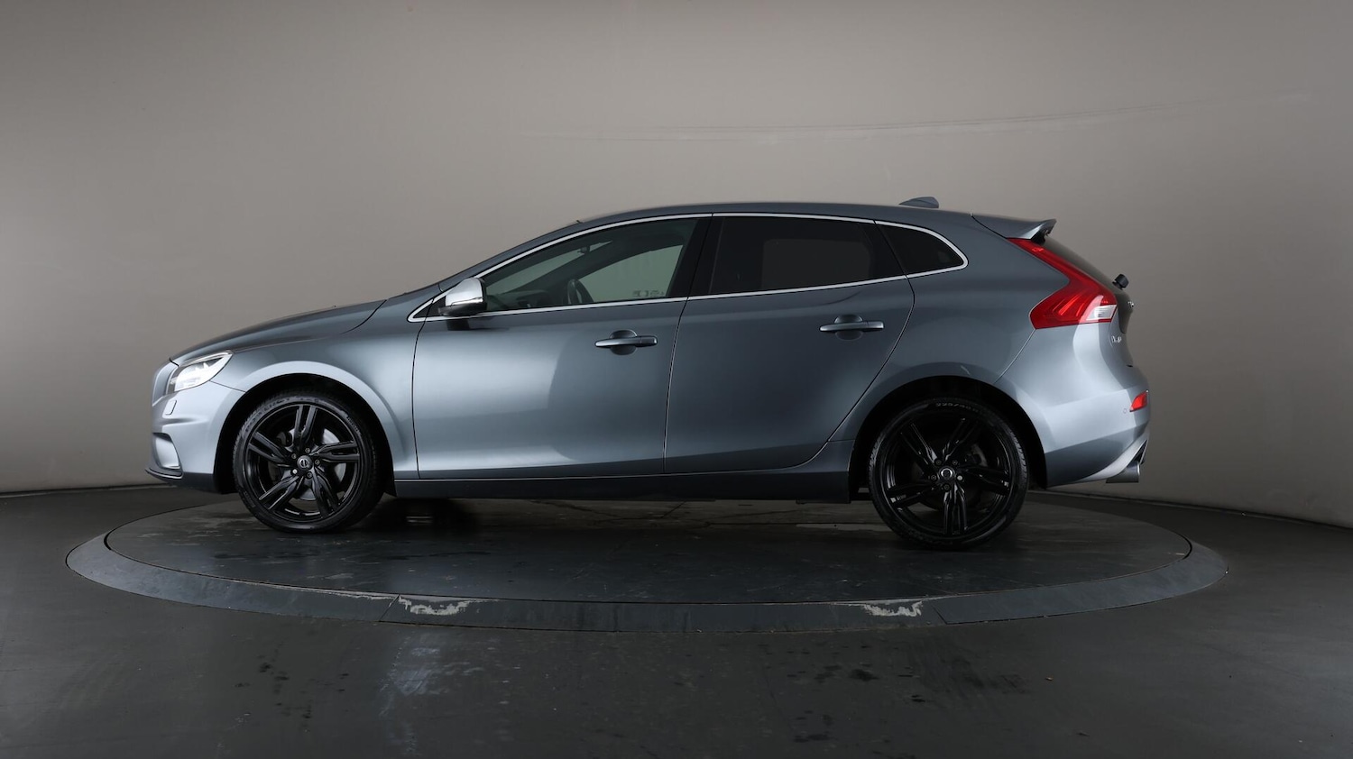 Used Volvo V40 2018 for sale - 76123026: Photo 35