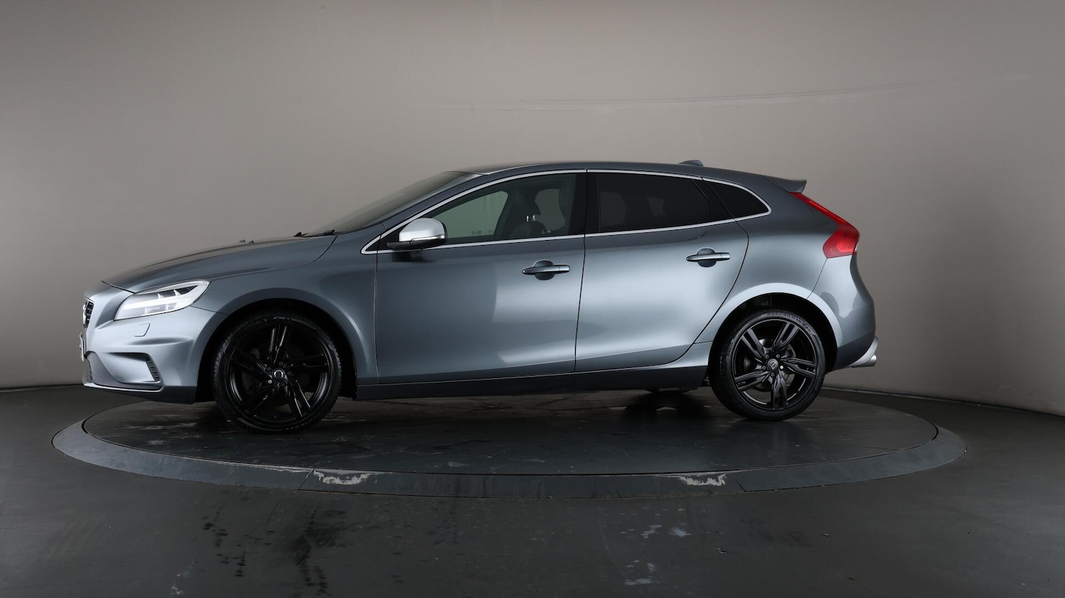 Used Volvo V40 2018 for sale - 76123026: Photo 38