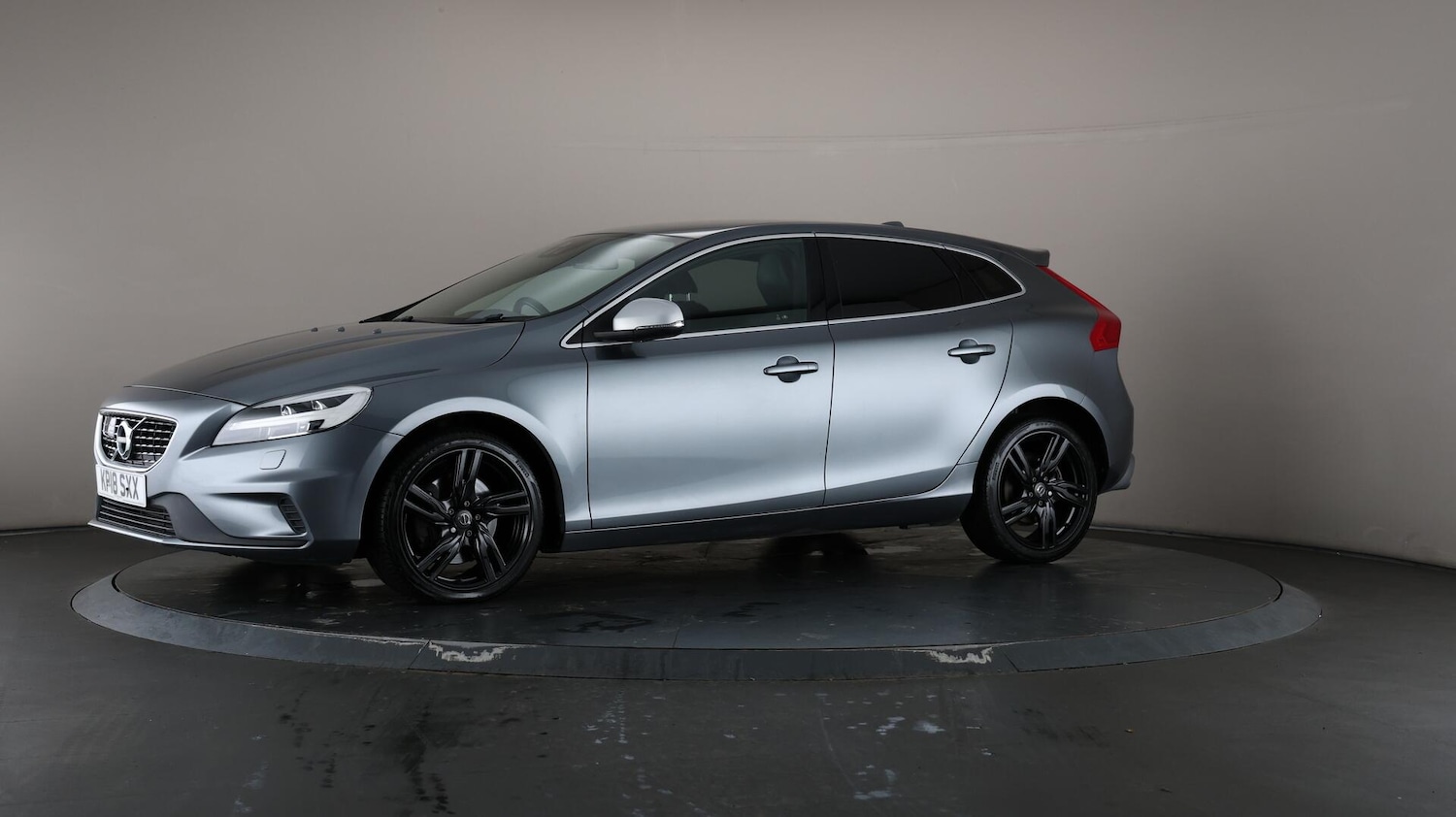 Used Volvo V40 2018 for sale - 76123026: Photo 40