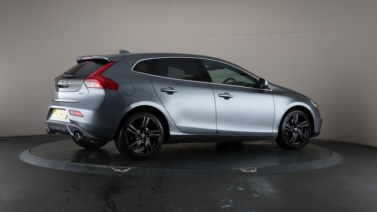 Used Volvo V40 2018 for sale - 76123026: Photo 63
