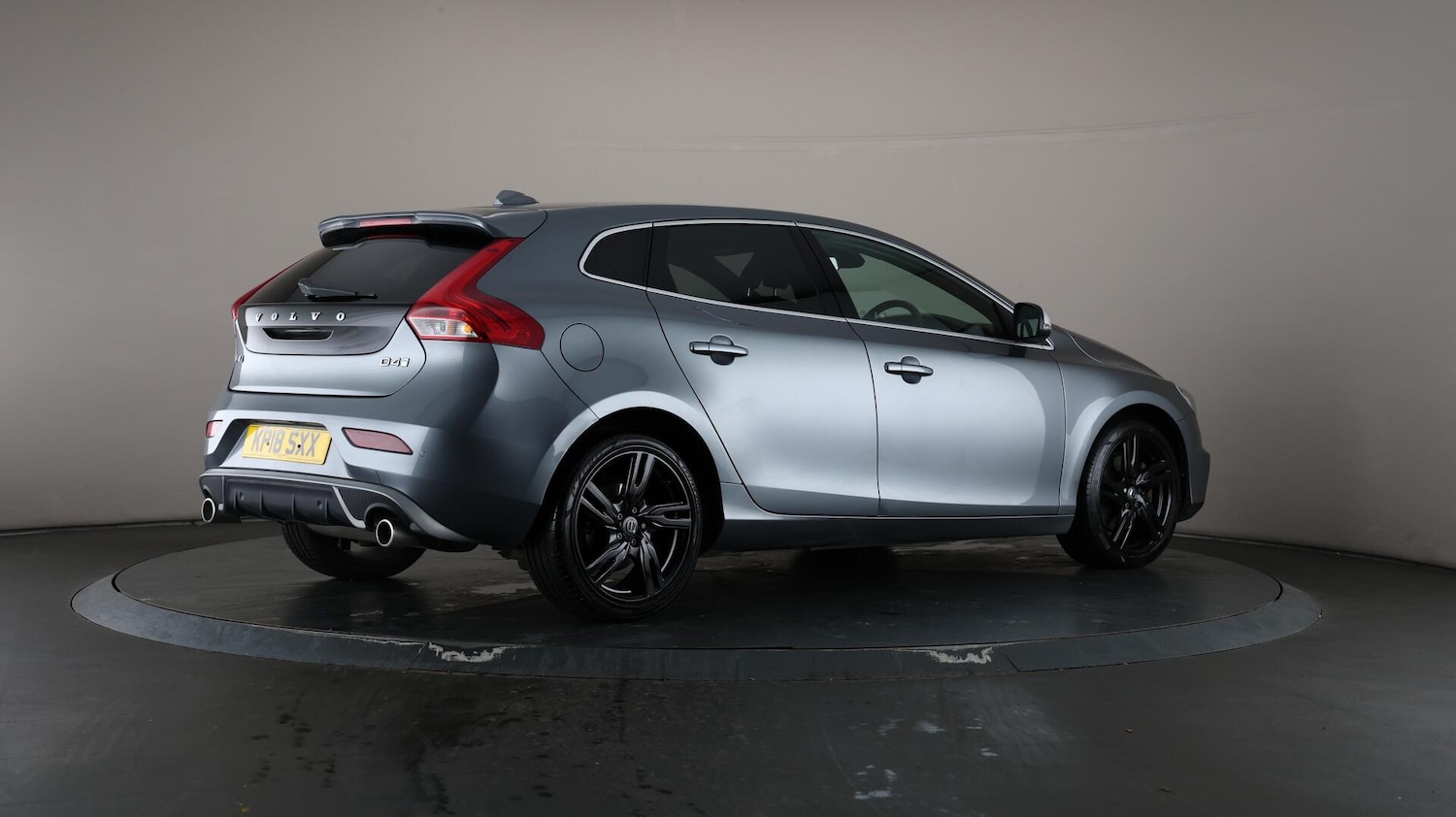 Used Volvo V40 2018 for sale - 76123026: Photo 64